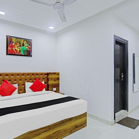 Hotel O Zion New Delhi Exterior photo