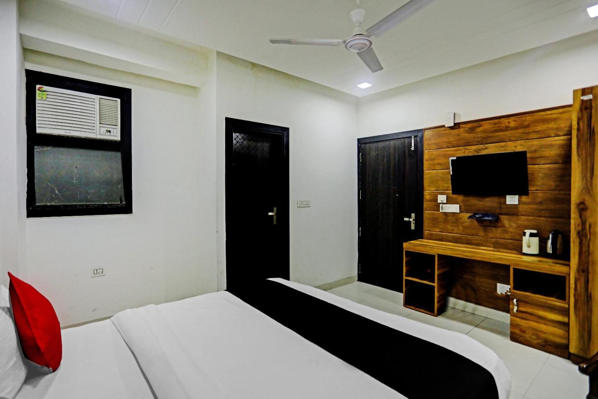 Hotel O Zion New Delhi Exterior photo