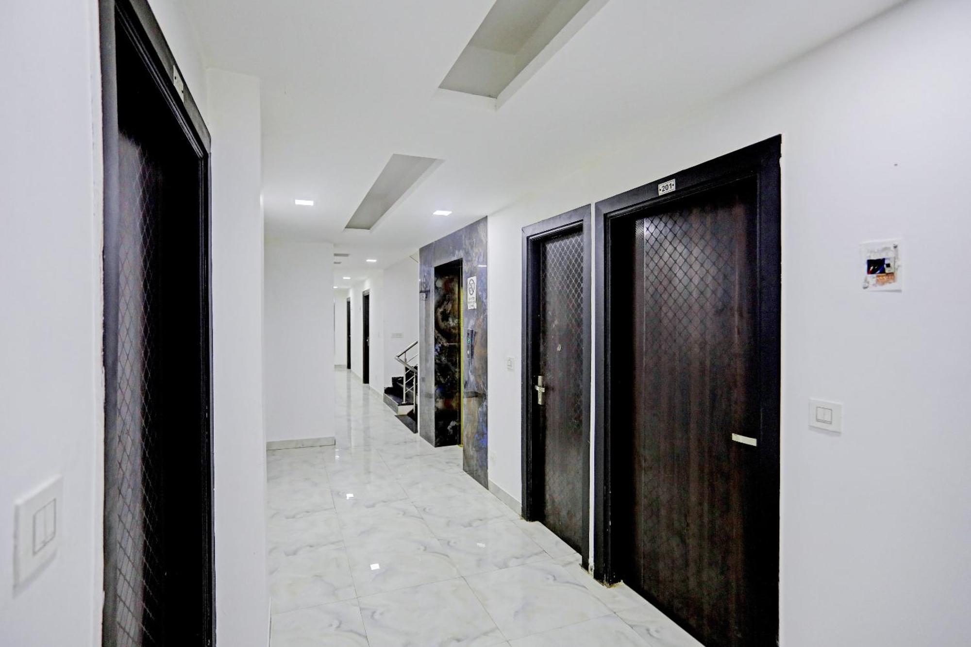 Hotel O Zion New Delhi Exterior photo